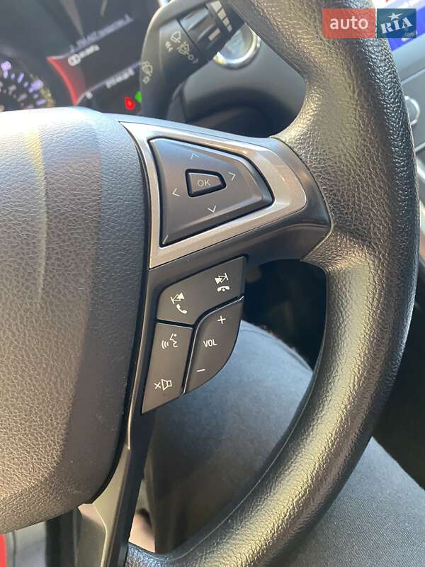 Седан Ford Fusion 2020 в Ровно