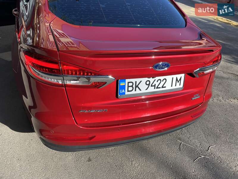 Седан Ford Fusion 2020 в Ровно