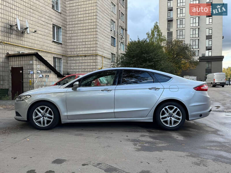Седан Ford Fusion 2015 в Киеве