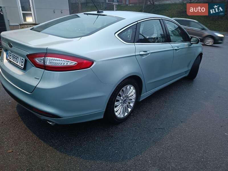 Седан Ford Fusion 2013 в Виннице
