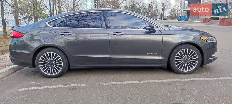 Седан Ford Fusion 2017 в Киеве фото 12 Седан Ford Fusion 2017 в Киеве