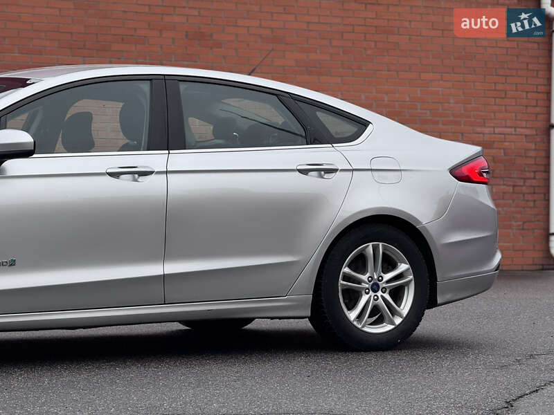 Седан Ford Fusion 2017 в Киеве