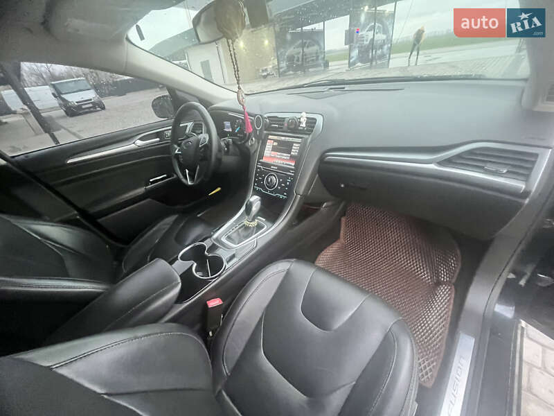 Седан Ford Fusion 2014 в Виннице