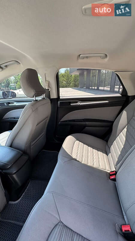 Седан Ford Fusion 2016 в Подольске фото 7 Седан Ford Fusion 2016 в Подольске