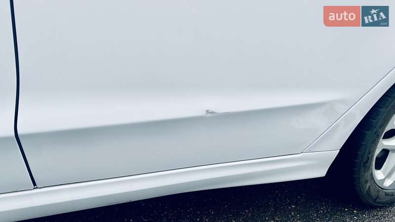 Седан Ford Fusion 2014 в Черкасах