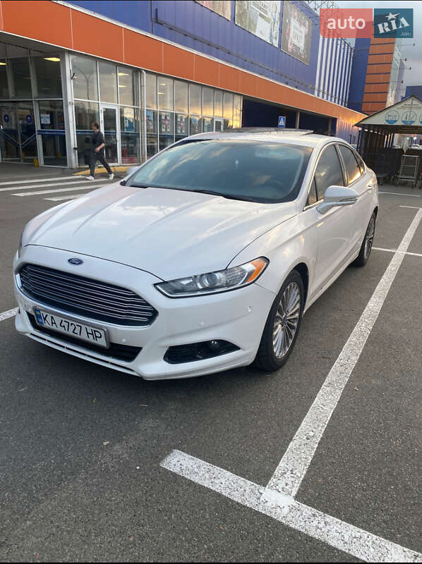 Седан Ford Fusion 2013 в Києві