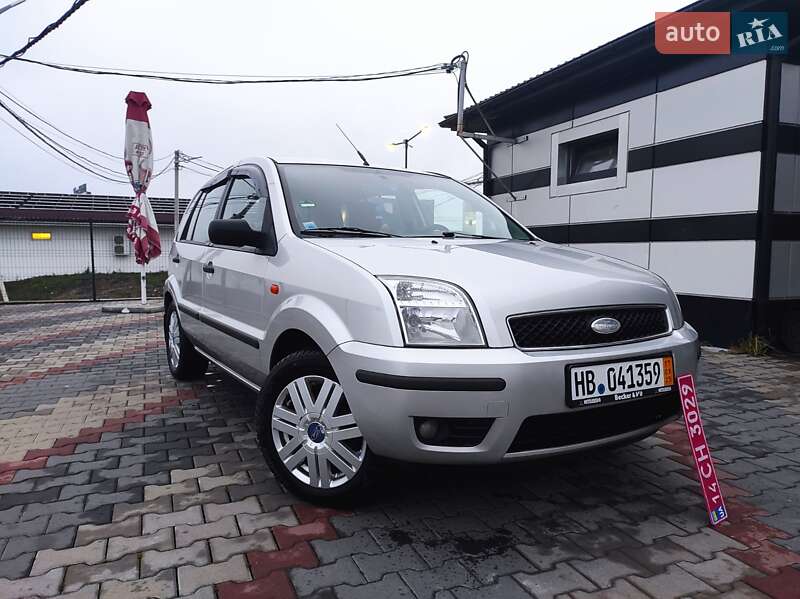 Хэтчбек Ford Fusion 2004 в Виннице фото Хэтчбек Ford Fusion 2004 в Виннице