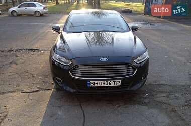 Седан Ford Fusion 2015 в Одесі