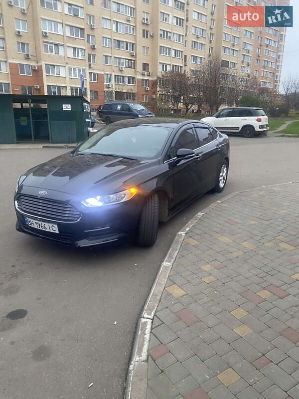 Седан Ford Fusion 2015 в Одессе