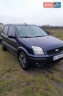 Хэтчбек Ford Fusion 2003 в Луцке