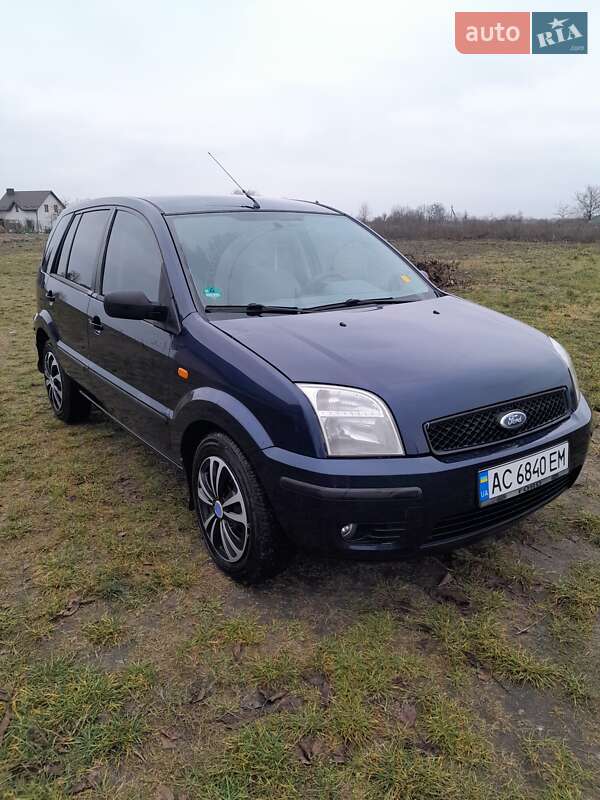 Хэтчбек Ford Fusion 2003 в Луцке фото Хэтчбек Ford Fusion 2003 в Луцке