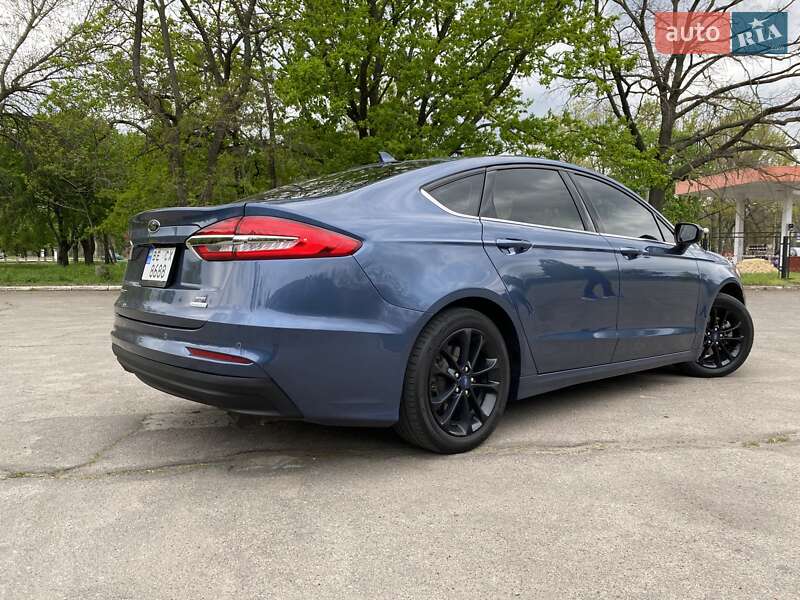 Седан Ford Fusion 2018 в Одессе