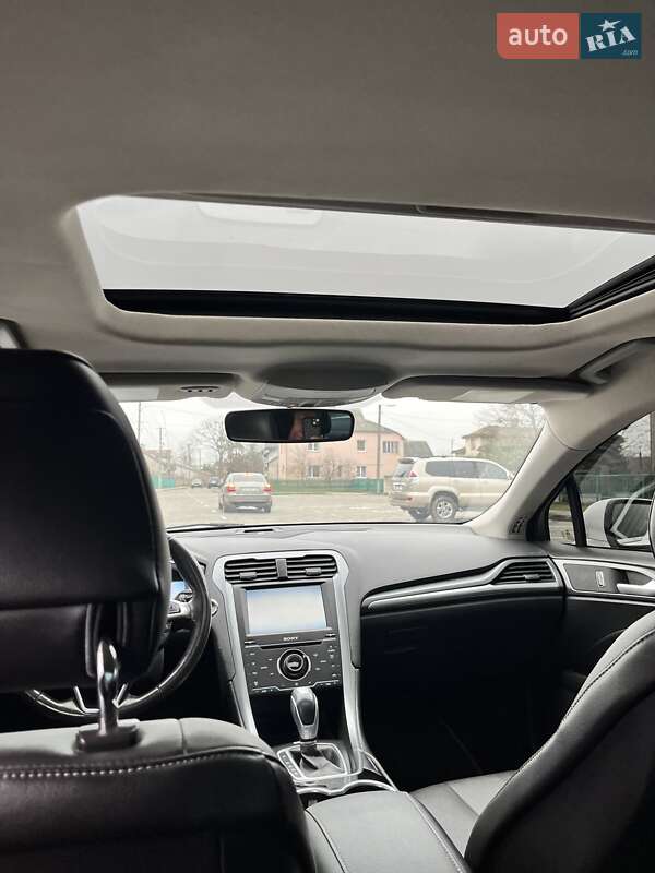 Седан Ford Fusion 2014 в Бродах