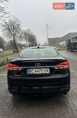 Седан Ford Fusion 2018 в Львове