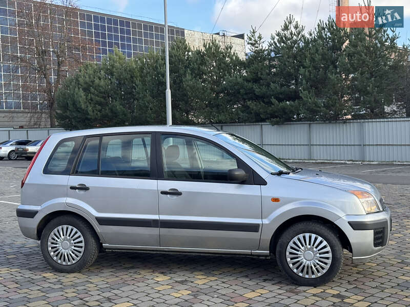 Хэтчбек Ford Fusion 2007 в Луцке фото 5 Хэтчбек Ford Fusion 2007 в Луцке