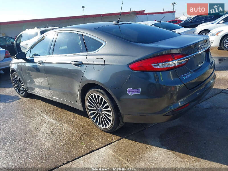 Седан Ford Fusion 2018 в Львове