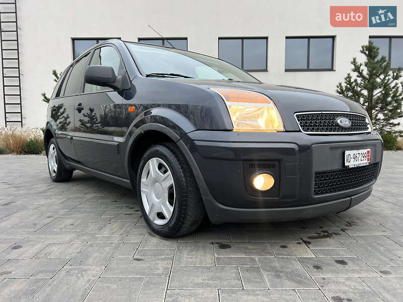 Хэтчбек Ford Fusion 2009 в Луцке