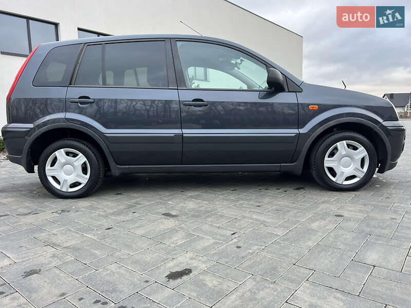 Хэтчбек Ford Fusion 2009 в Луцке