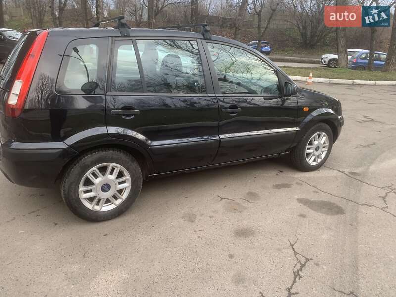 Хетчбек Ford Fusion 2008 в Львові