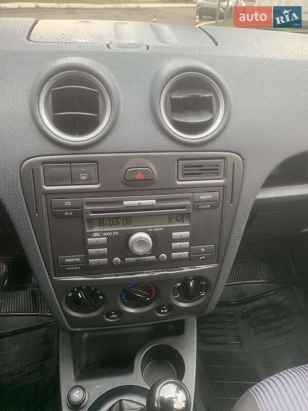 Хетчбек Ford Fusion 2008 в Львові