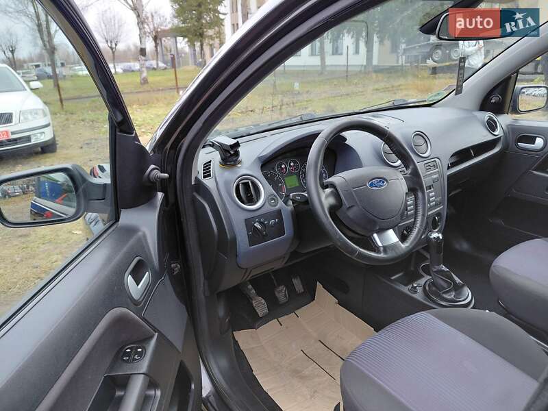 Хэтчбек Ford Fusion 2009 в Ровно фото 7 Хэтчбек Ford Fusion 2009 в Ровно