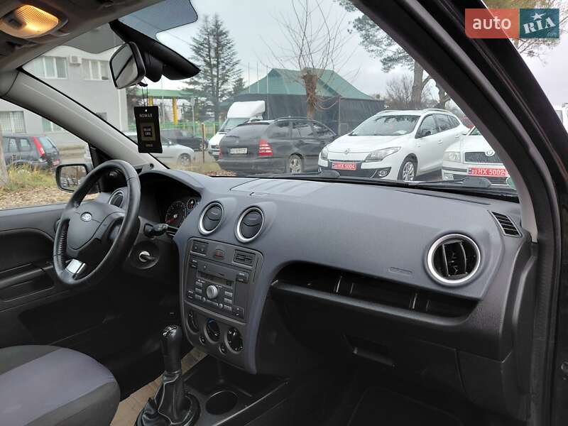 Хэтчбек Ford Fusion 2009 в Ровно фото 8 Хэтчбек Ford Fusion 2009 в Ровно