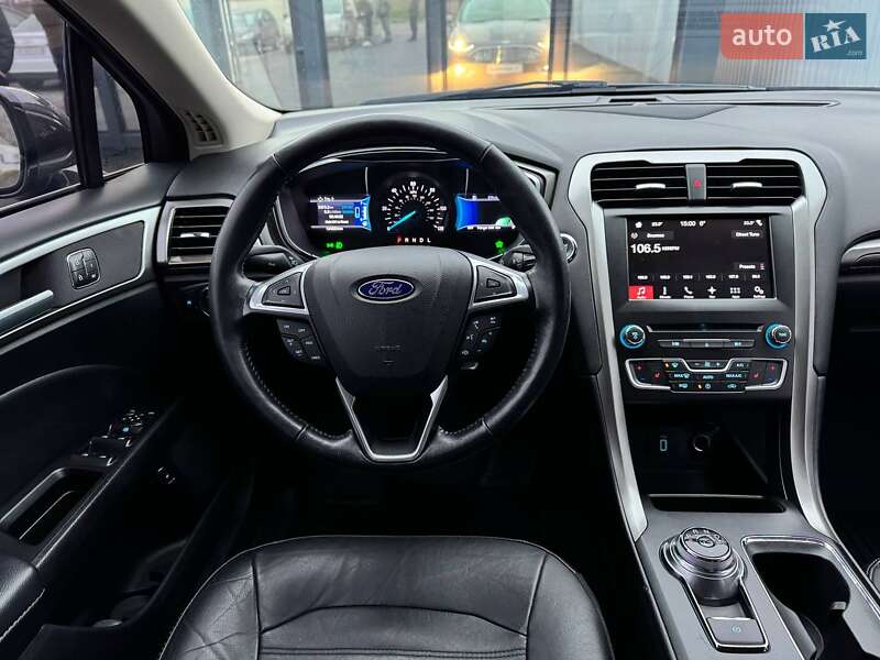 Седан Ford Fusion 2016 в Киеве фото 13 Седан Ford Fusion 2016 в Киеве