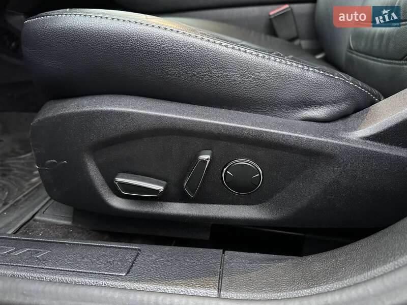 Седан Ford Fusion 2016 в Киеве фото 27 Седан Ford Fusion 2016 в Киеве