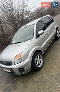 Хэтчбек Ford Fusion 2010 в Каменском
