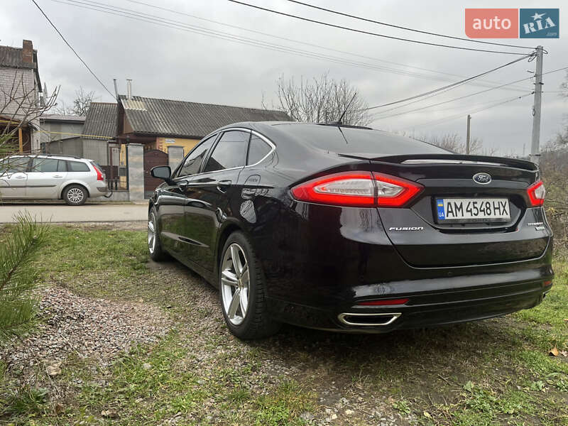 Седан Ford Fusion 2015 в Житомире