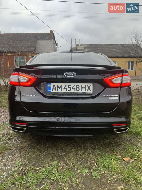 Седан Ford Fusion 2015 в Житомире