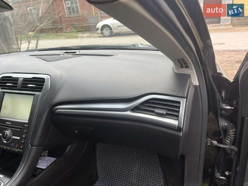 Седан Ford Fusion 2015 в Житомире