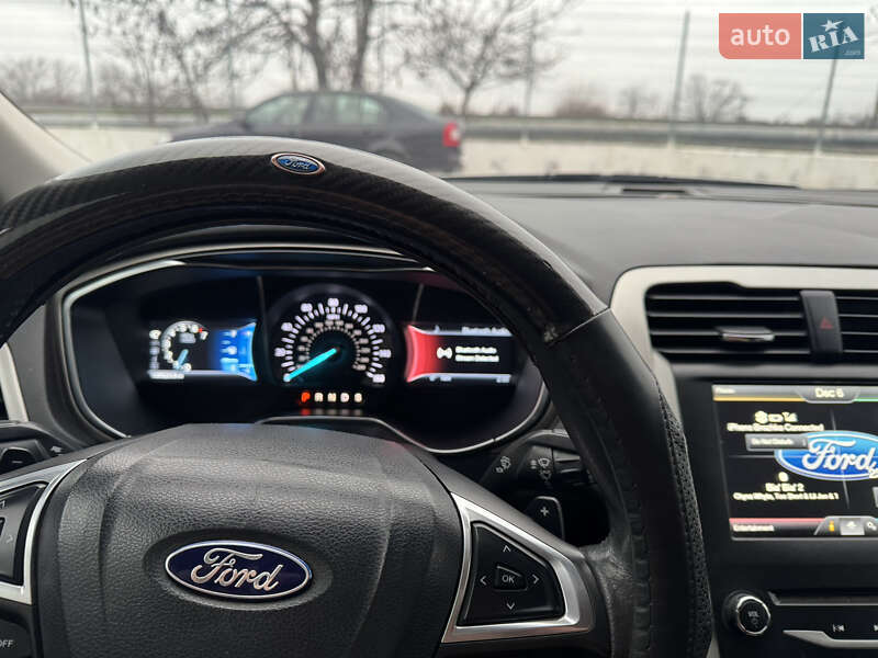 Седан Ford Fusion 2014 в Білгороді-Дністровському фото 22 Седан Ford Fusion 2014 в Білгороді-Дністровському