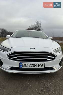 Седан Ford Fusion 2019 в Стрые