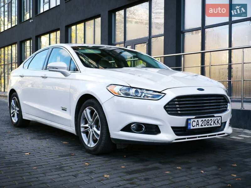 Ford Fusion 2015