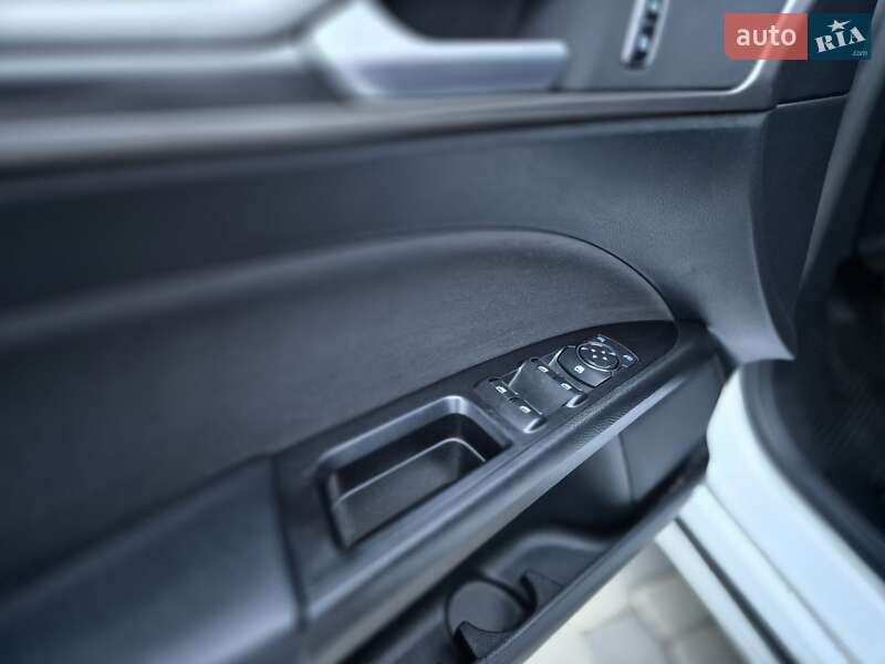 Седан Ford Fusion 2016 в Ивано-Франковске фото 18 Седан Ford Fusion 2016 в Ивано-Франковске