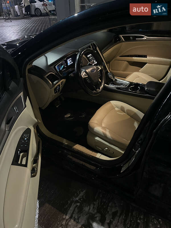 Седан Ford Fusion 2014 в Киеве фото 5 Седан Ford Fusion 2014 в Киеве