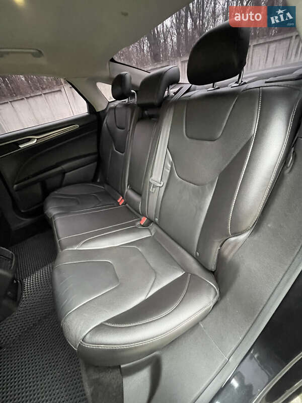 Седан Ford Fusion 2013 в Запорожье