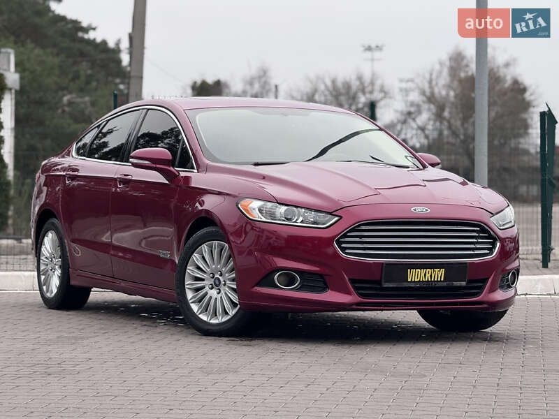 Седан Ford Fusion 2014 в Киеве фото 5 Седан Ford Fusion 2014 в Киеве