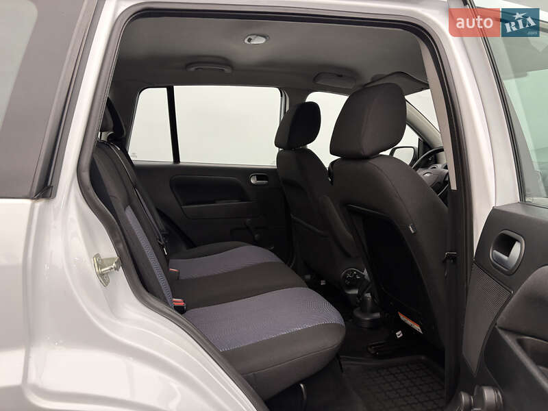 Хэтчбек Ford Fusion 2010 в Киеве