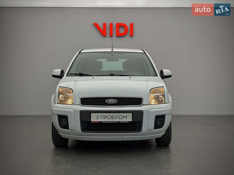 Хэтчбек Ford Fusion 2010 в Киеве