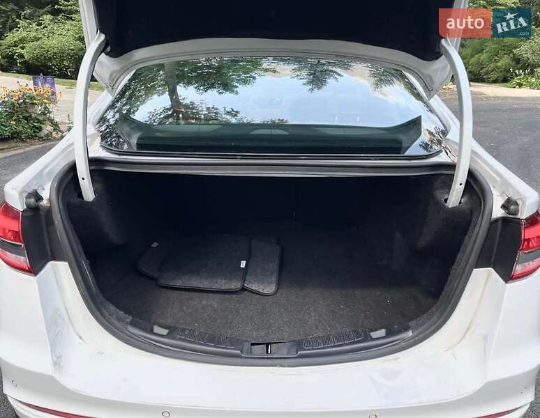 Седан Ford Fusion 2019 в Ивано-Франковске