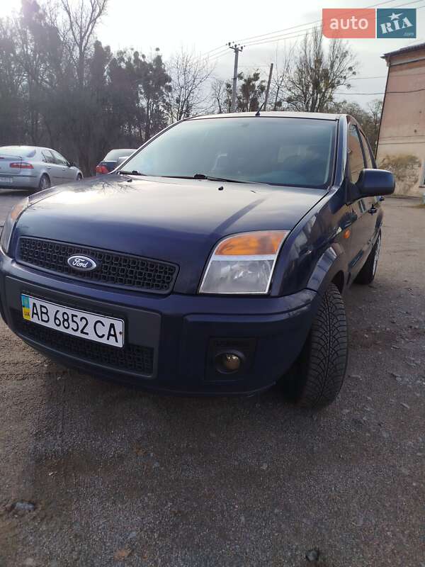 Хэтчбек Ford Fusion 2010 в Виннице