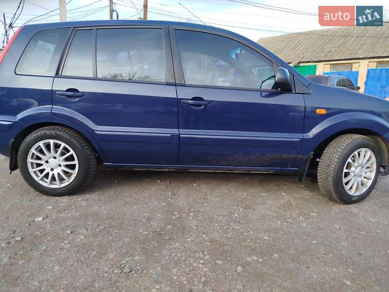 Хэтчбек Ford Fusion 2010 в Виннице