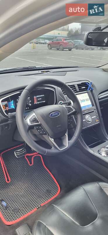 Седан Ford Fusion 2016 в Черкассах