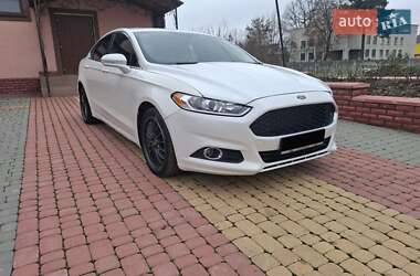Седан Ford Fusion 2015 в Вінниці