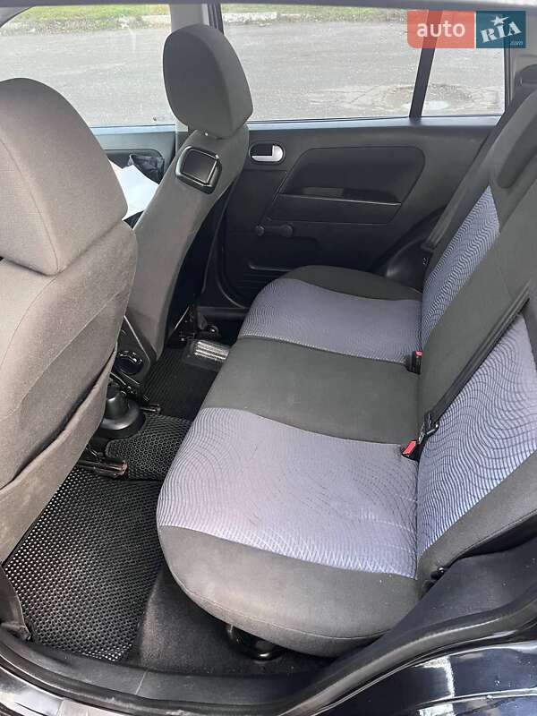 Хэтчбек Ford Fusion 2008 в Киеве фото 14 Хэтчбек Ford Fusion 2008 в Киеве