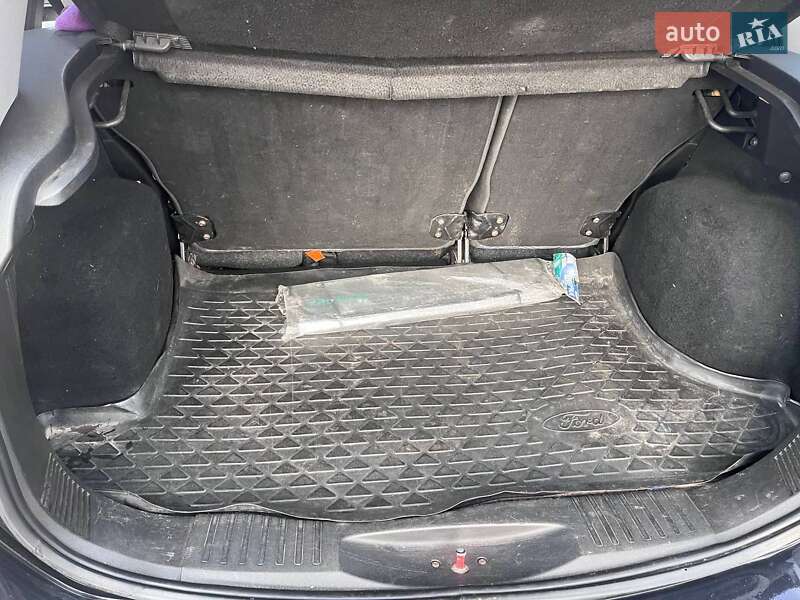 Хэтчбек Ford Fusion 2008 в Киеве фото 21 Хэтчбек Ford Fusion 2008 в Киеве