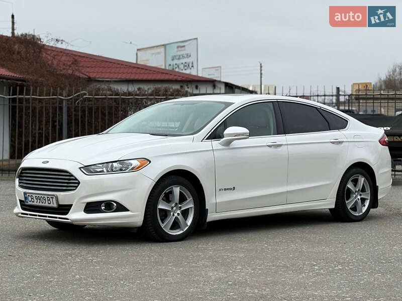 Седан Ford Fusion 2014 в Киеве фото 5 Седан Ford Fusion 2014 в Киеве