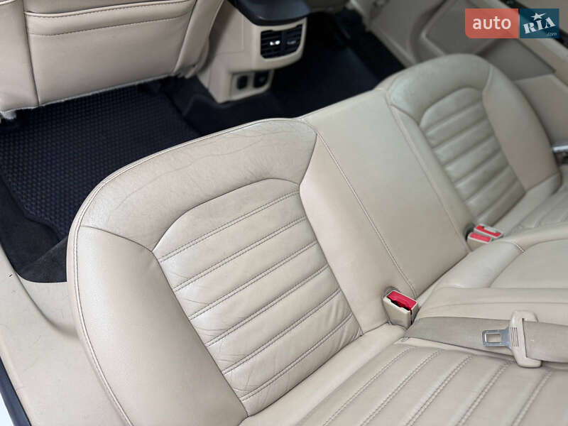 Седан Ford Fusion 2014 в Киеве фото 22 Седан Ford Fusion 2014 в Киеве